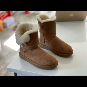 Uggs boots - very good condition size 9 (40)